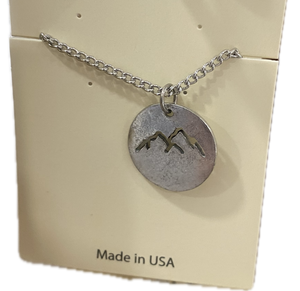 Cutout Mnt Necklace
